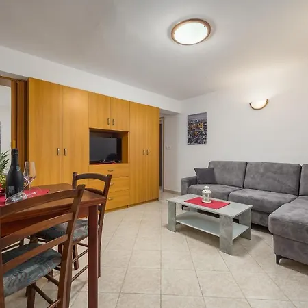 With A Parking Space Lovran, Opatija - 7869 Apartment Lovran